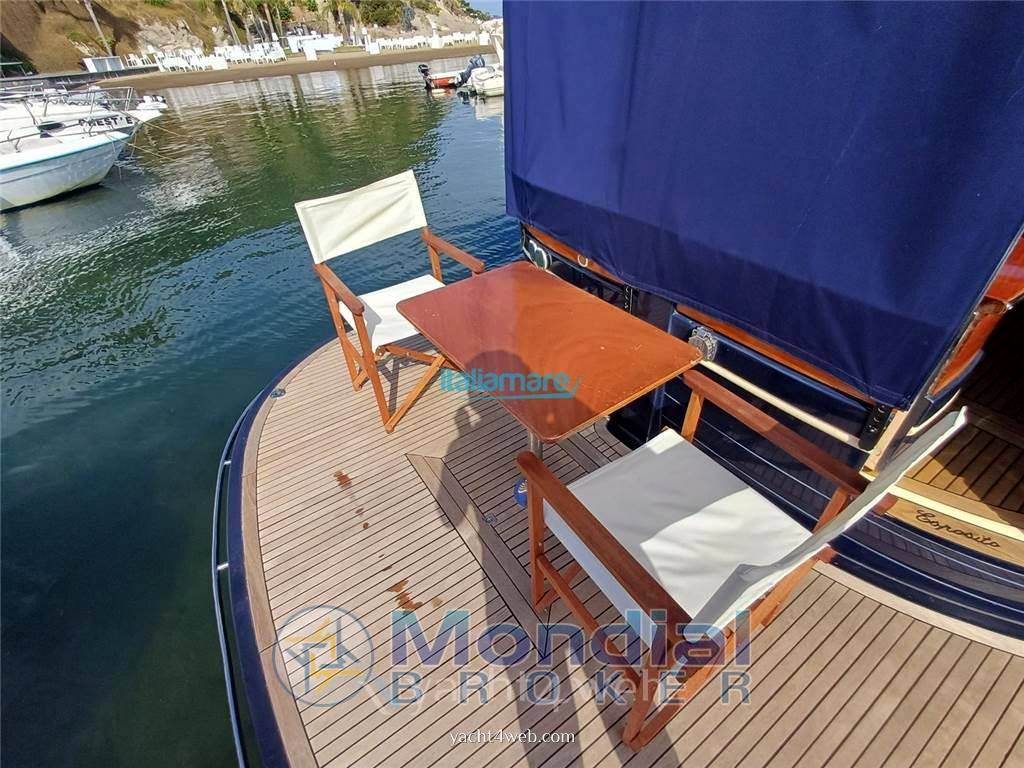 Nautica esposito Futura 38 Barco de motor usado para venta