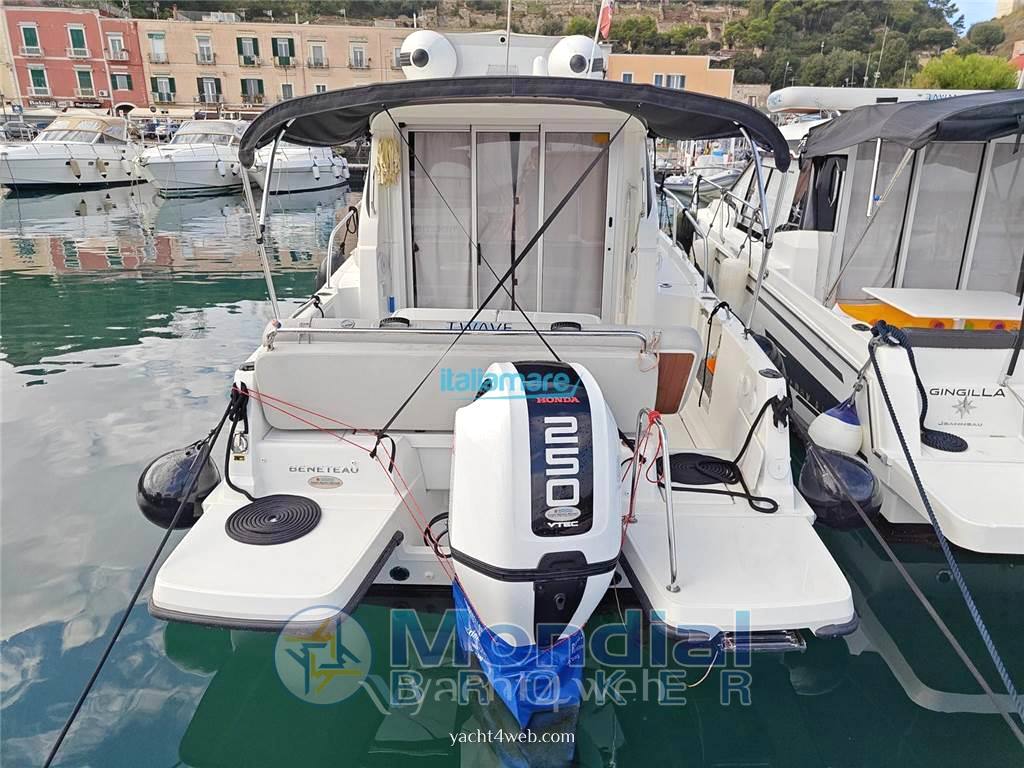 Beneteau Antares 8 Motor boat used for sale