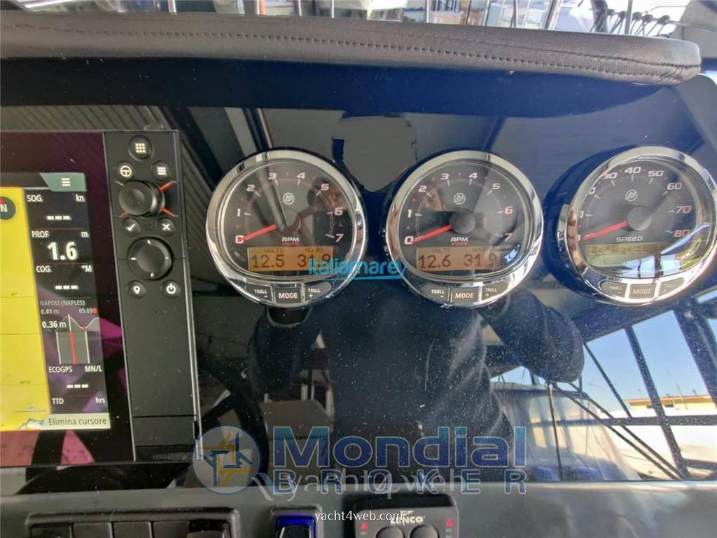 Quicksilver Active 875 sundeck Day cruiser used