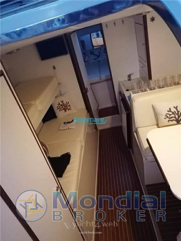 Tornado Eleven Barca a motore usata in vendita