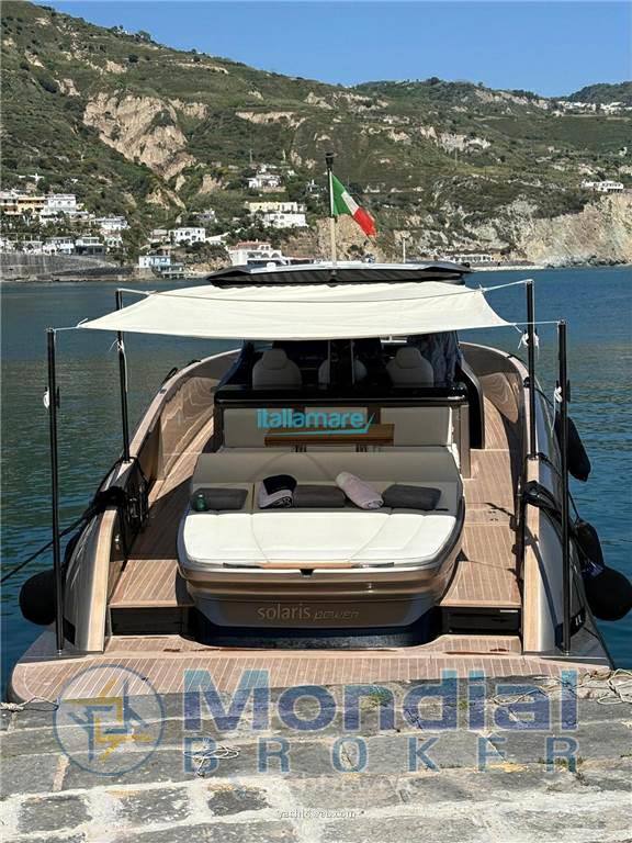 Solaris power 44 open Моторная лодка используется для продажи
