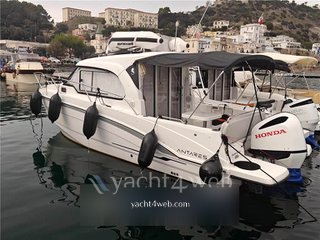 Beneteau Antares 8