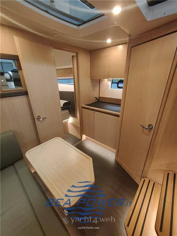 Bavaria Sr 38 open top charter