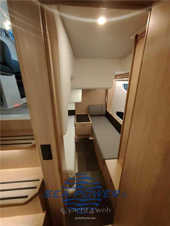 Bavaria Sr 38 open top charter