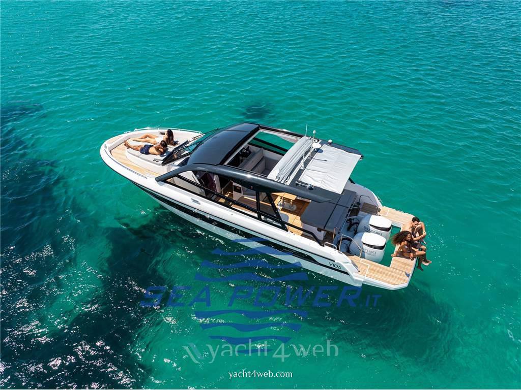 Bavaria Vida 33 hard top