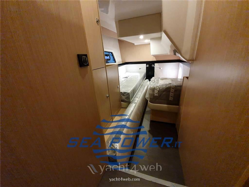 Bavaria Virtess 420 fly