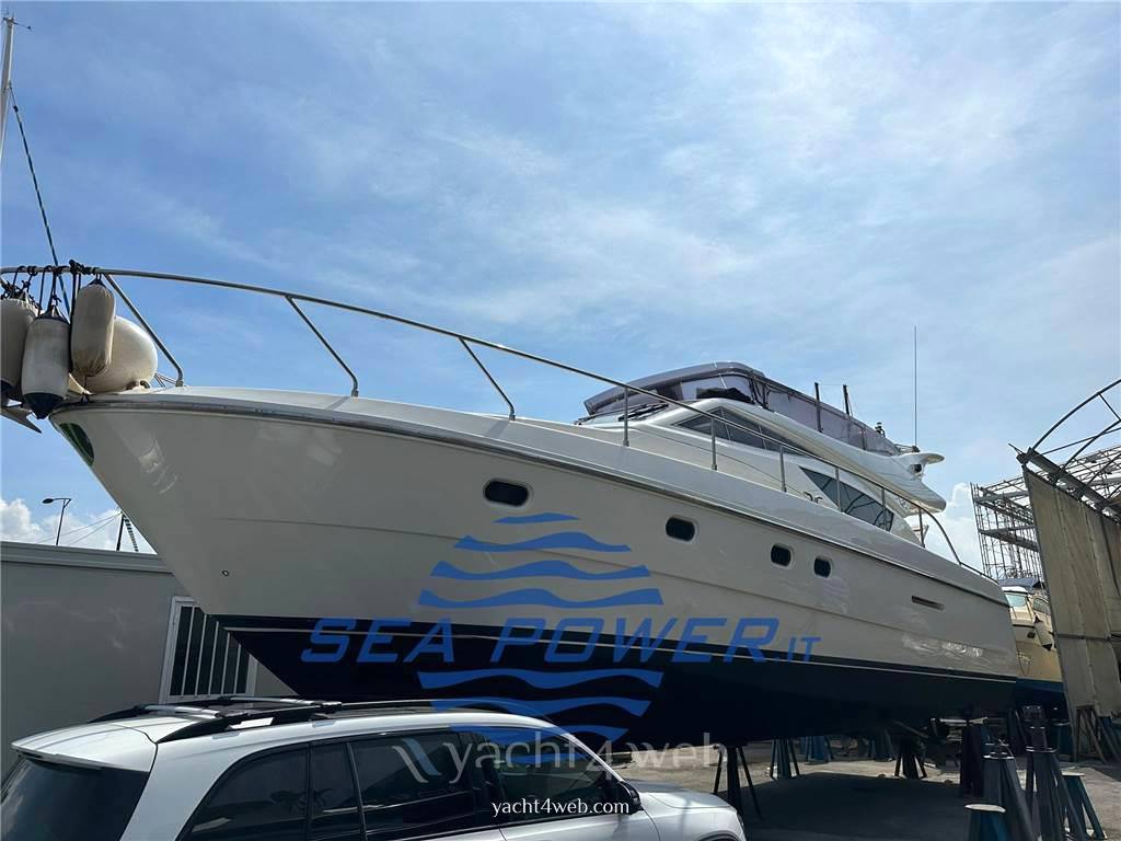 Ferretti yachts 460