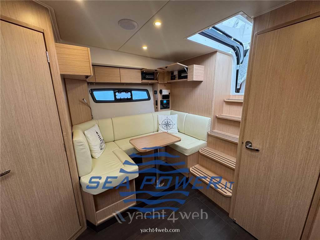 Bavaria Sr 41 hard top 2024 Motor boat used for sale