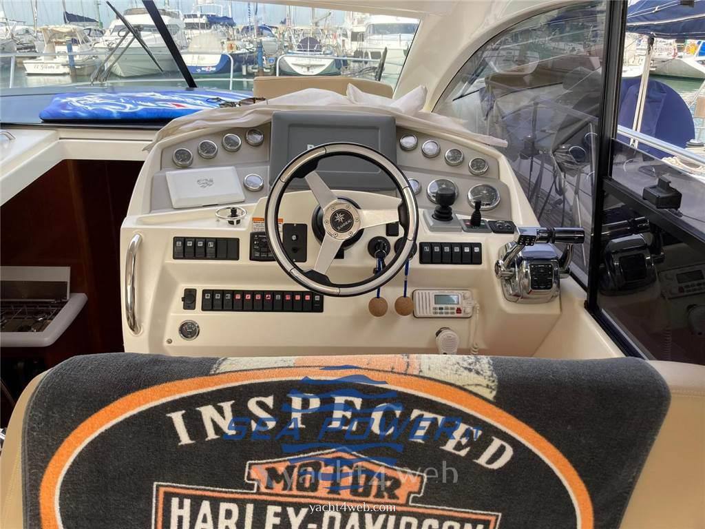 Jeanneau Prestige 38 s motor boat