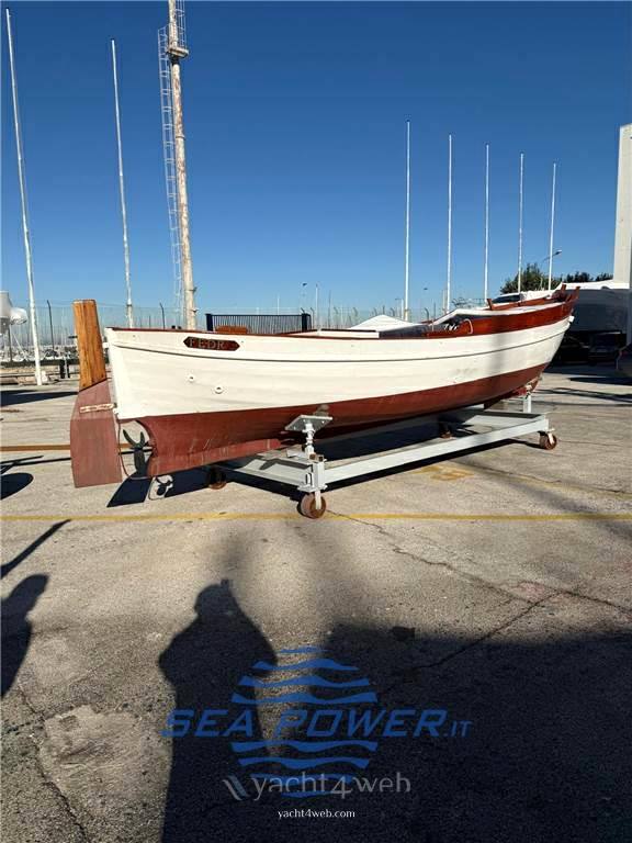 Porto santo stefano Gozzo Barca a motore usata in vendita