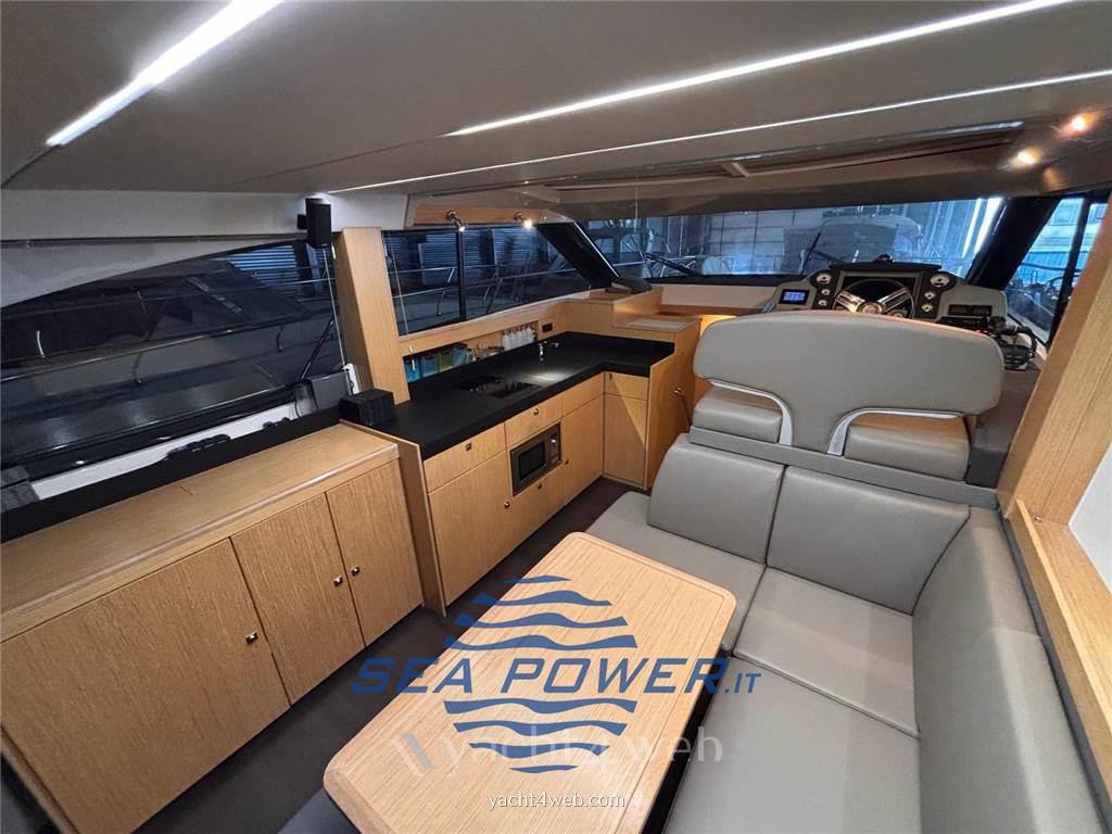 Bavaria Virtess 420 coupé bateau à moteur