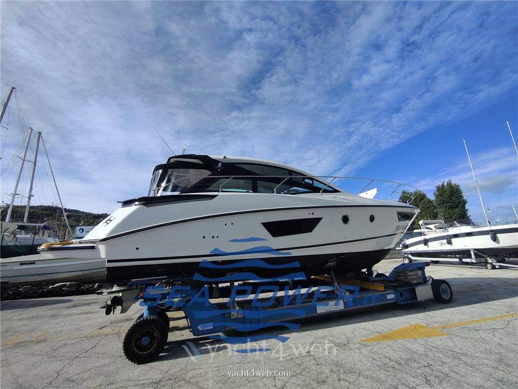 Beneteau Gt 40 Bateau à moteur nouveau en vente