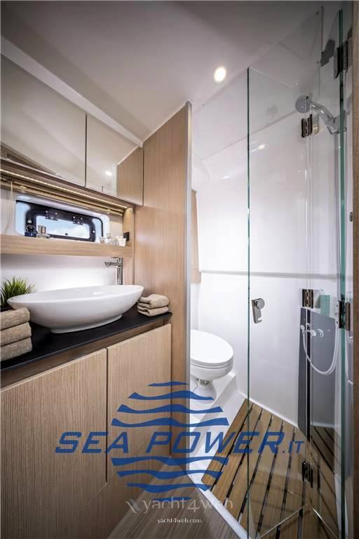 Bavaria Sr35 hard top 