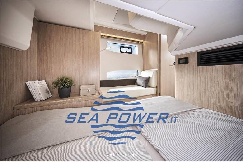 Bavaria Sr35 hard top fotografia