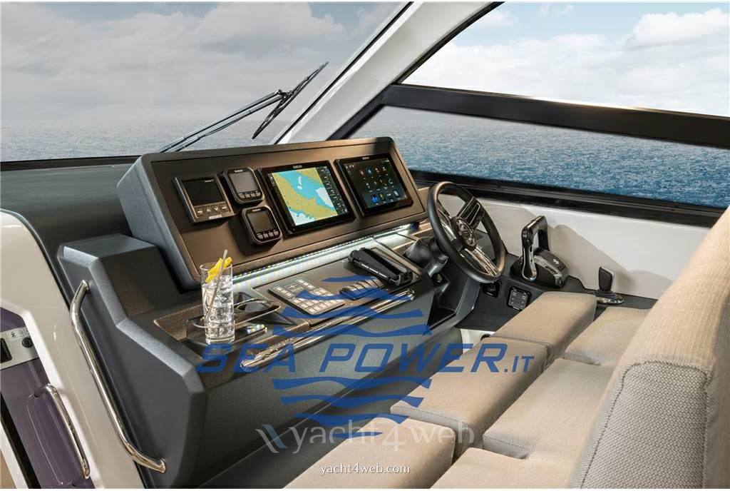 Bavaria Vida 33 hard top 0