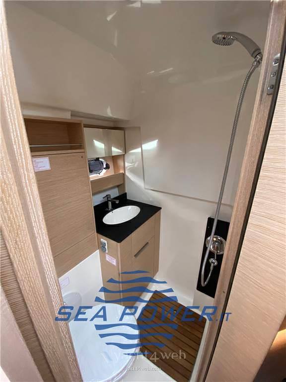 Bavaria S 33 hard top bateau à moteur