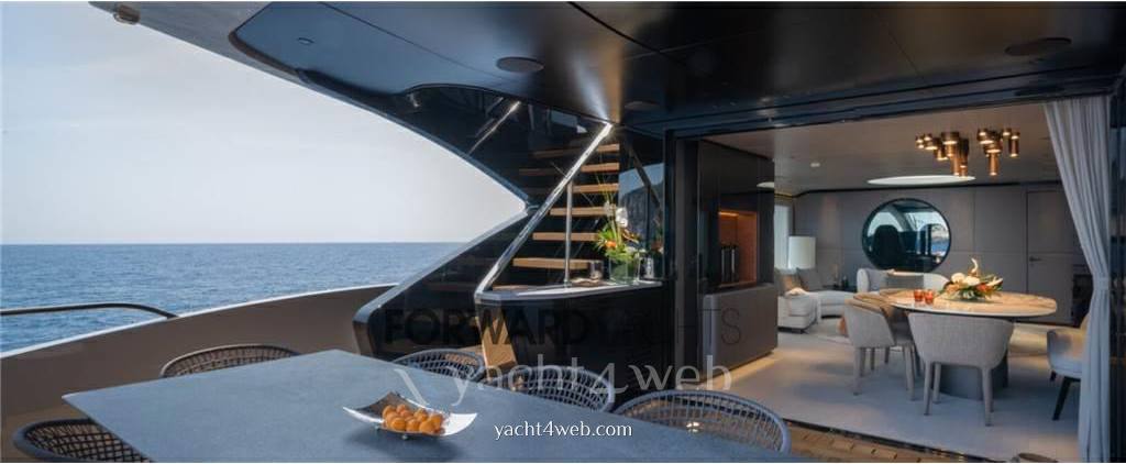 Overmarine Mangusta 104 rev