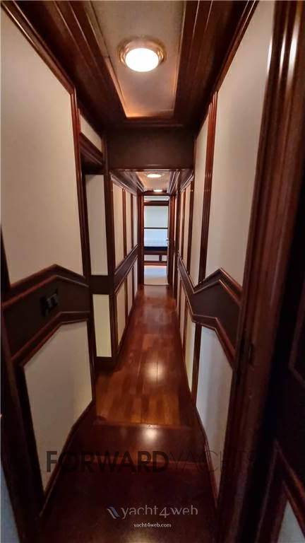 Custom line Navetta 27