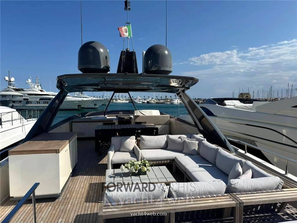 Ferretti yachts 920 occasion