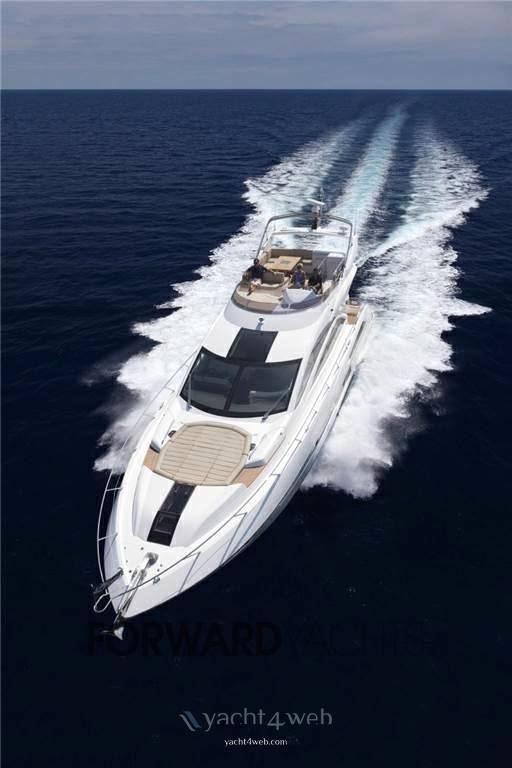 Sunseeker 68 sport yacht Bateau à moteur nouveau en vente