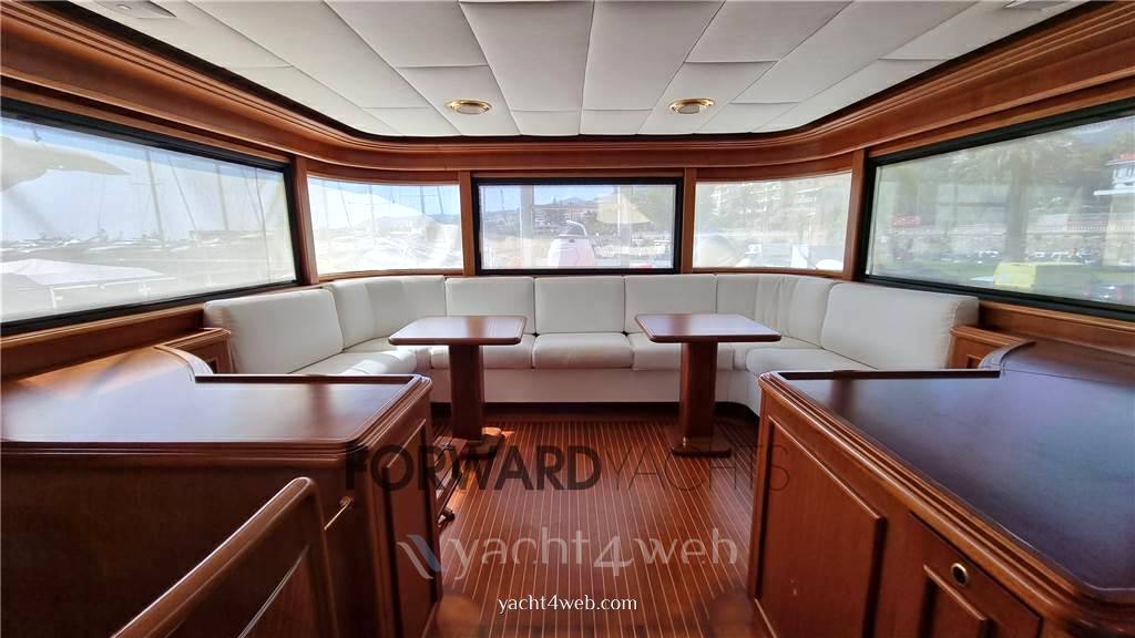 Custom line Navetta 27 Motorboot gebraucht zum Verkauf