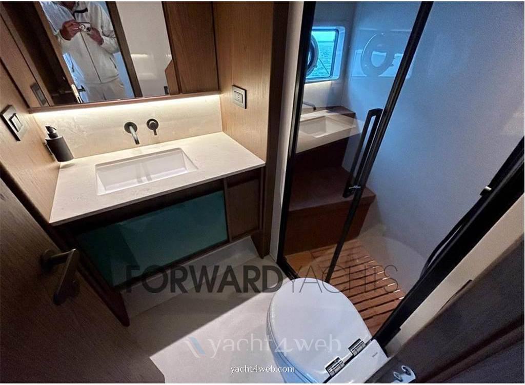 Azimut 72 fly bateau à moteur