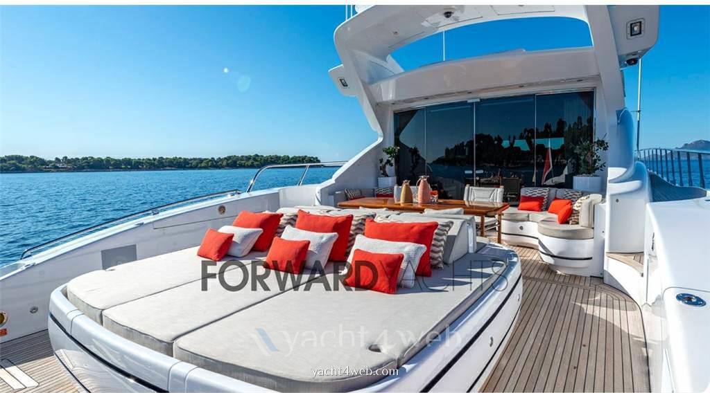 Overmarine Mangusta maxi open 92 Toit rigide