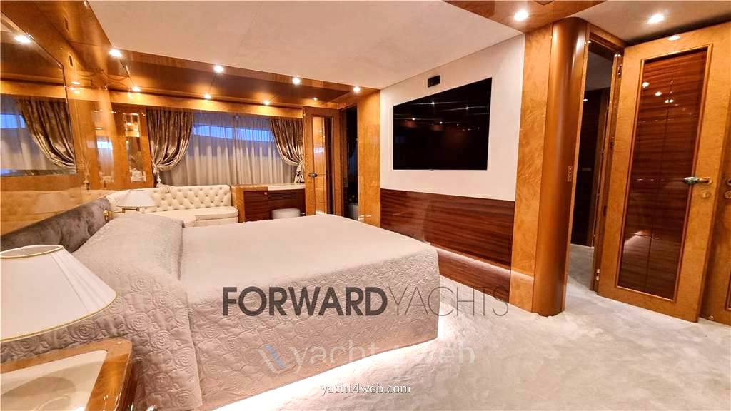 Amer yachts 100 bateau à moteur