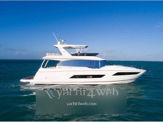 Prestige yachts 680 fly