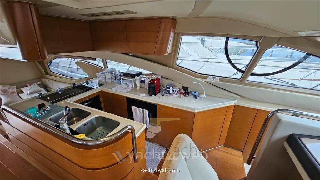 Azimut 60 flybridge