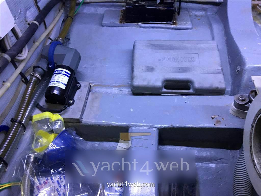 Ferretti yachts Ferretti 34 fish