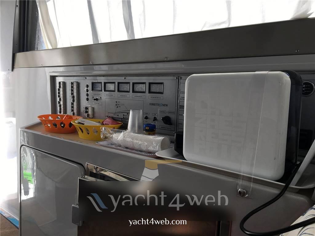 Ferretti yachts Ferretti 34 fish