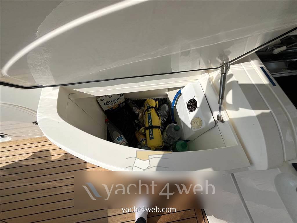 Princess yachts V 48