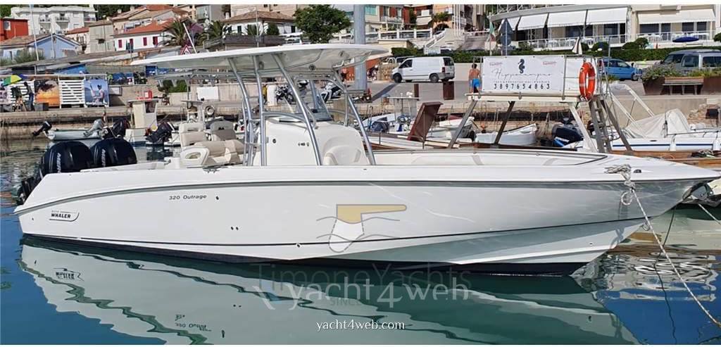 Boston whaler Outrage 320