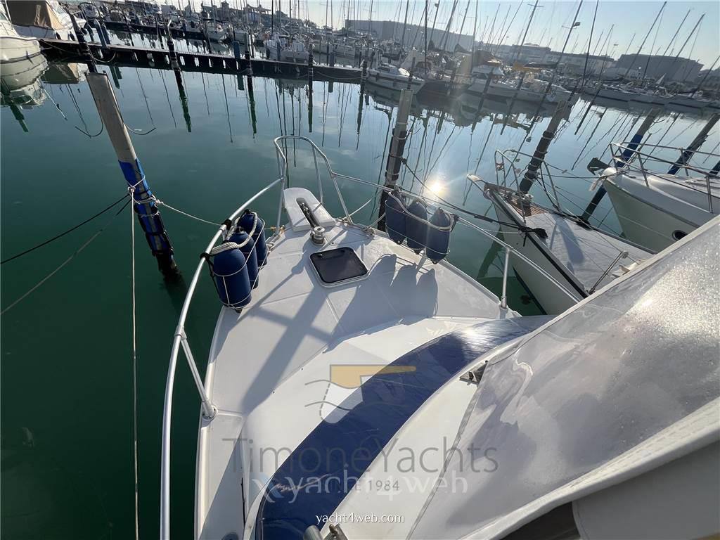 Sette mari F 27 fly america