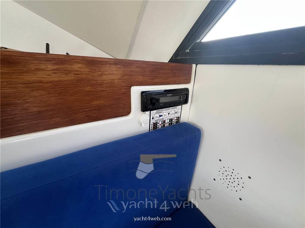 Sette mari F 27 fly america