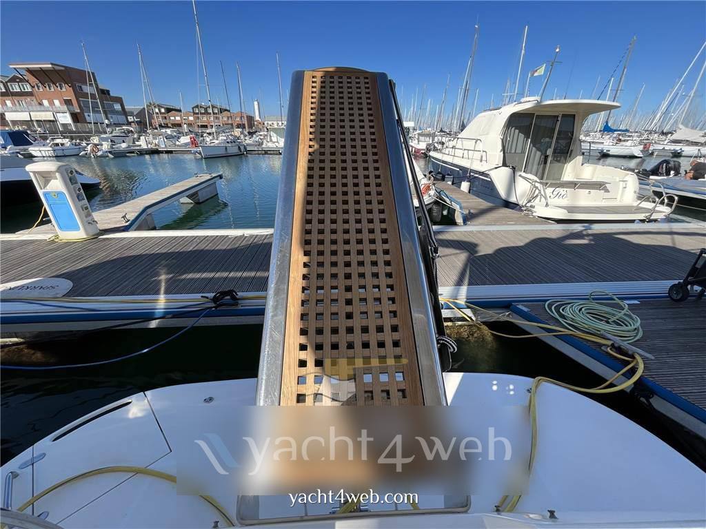 Azimut 46e versione 2 cabine 