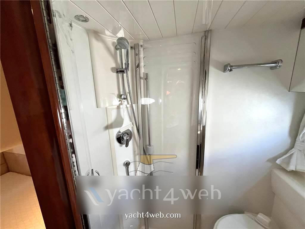 Princess yachts V 48 