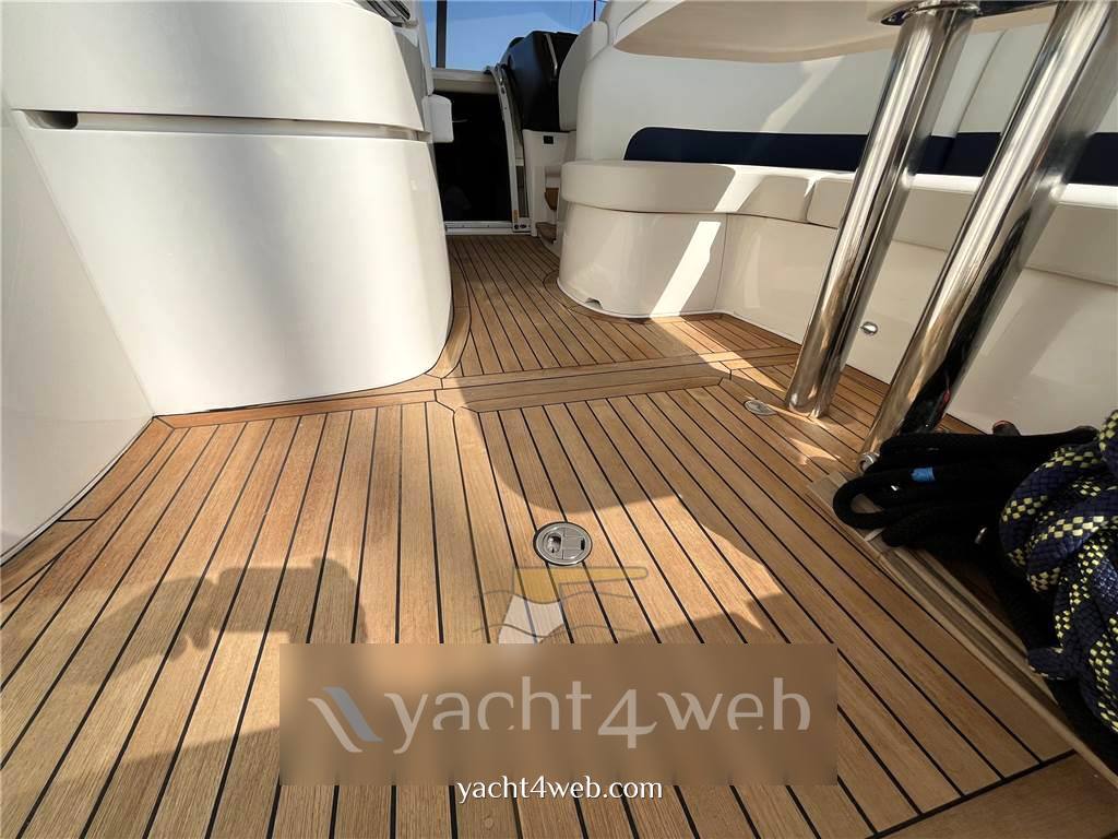 Princess yachts V 48 Day cruiser