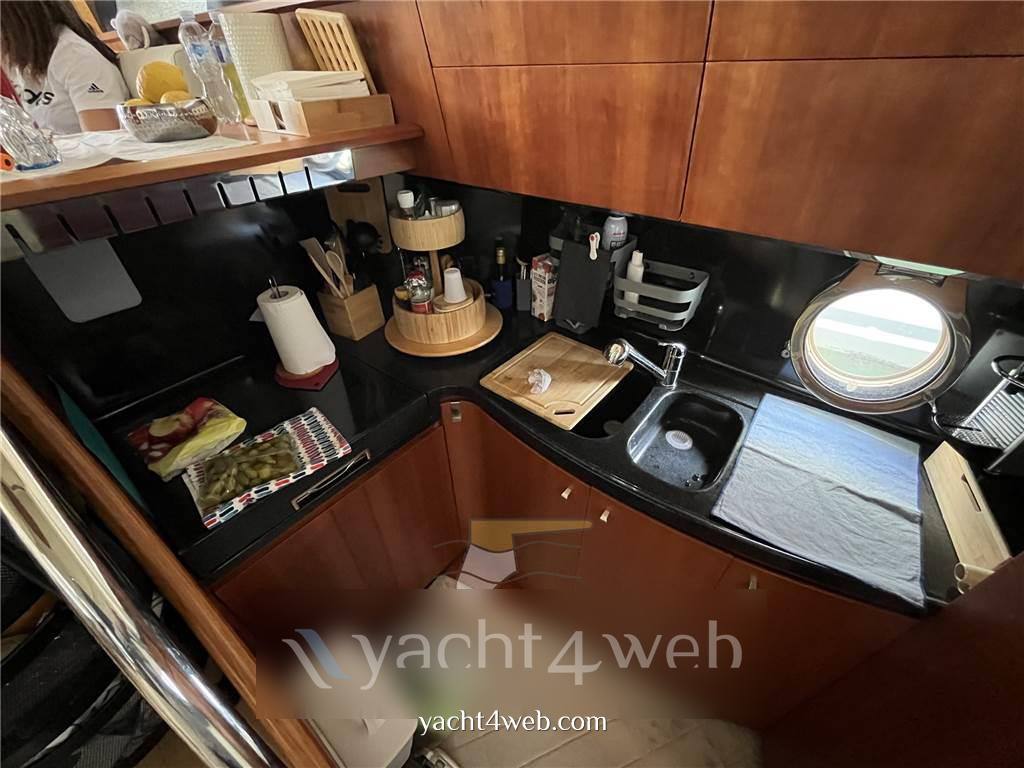 Azimut 50 flybridge verwendet