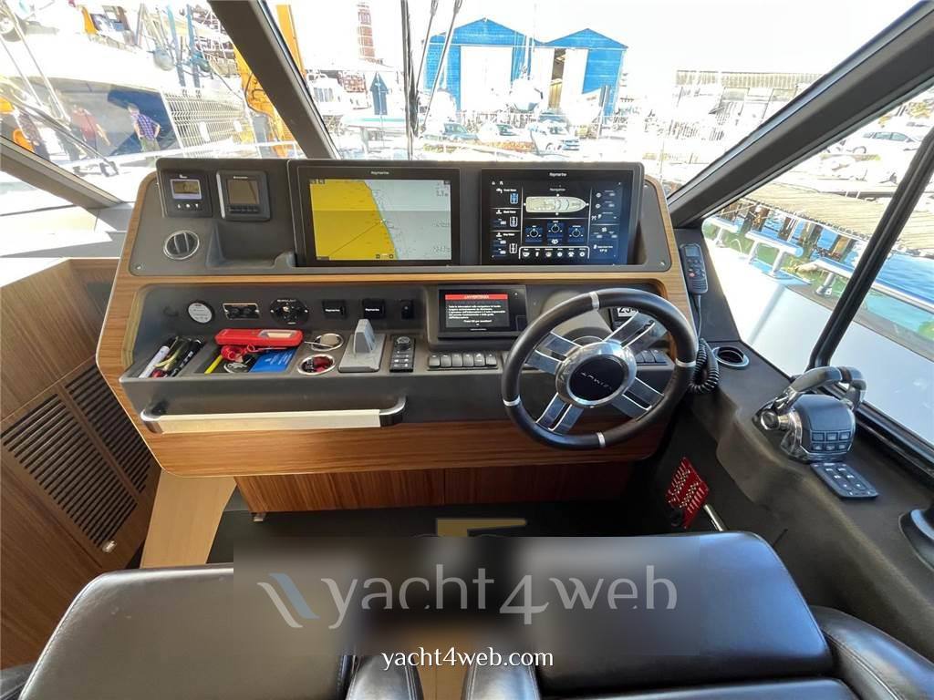 Azimut Magellano 66 Motorboot