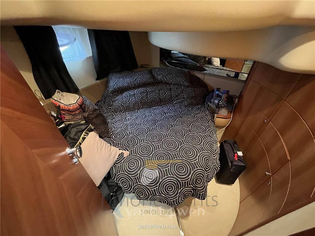 Azimut 46e Motor boat used for sale