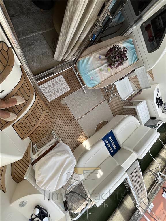 Azimut 46e motor boat