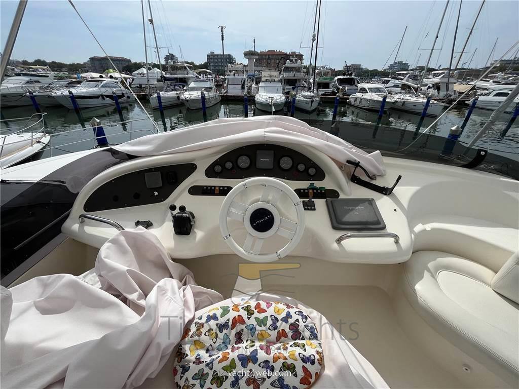 Azimut 46e Motor boat used for sale