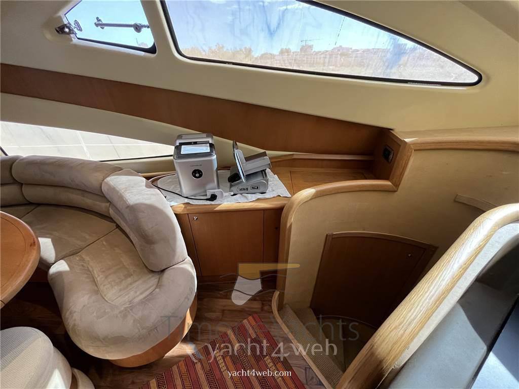 Aicon 56' fly bridge 