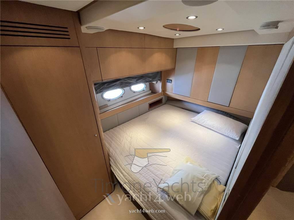 Aicon 56' fly bridge 