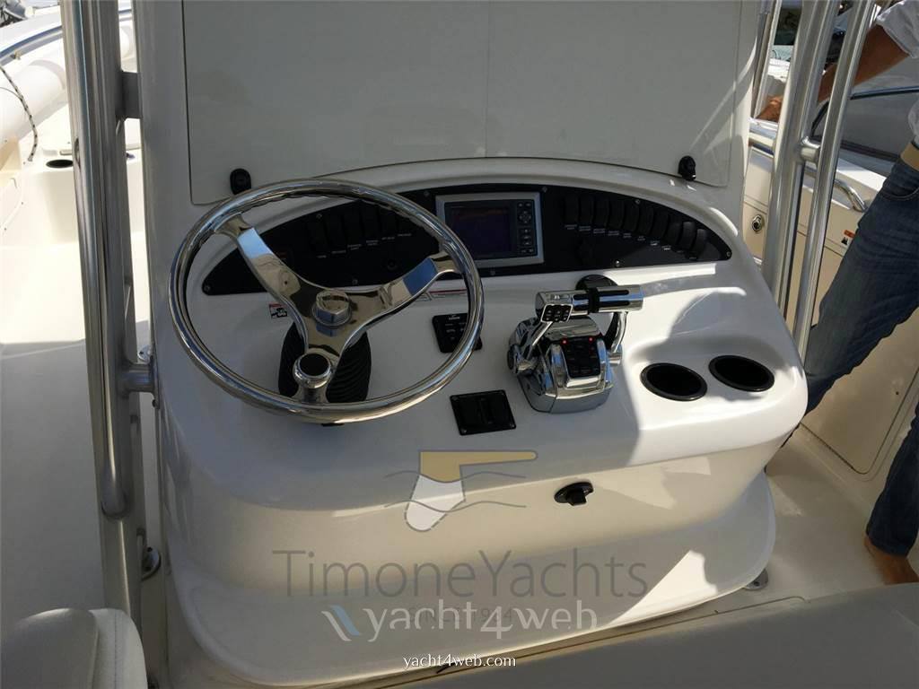 Boston whaler Outrage 320 Barco a motor usado para venda