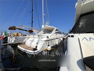 Princess yachts V 48