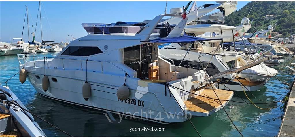 Raffaelli Typhoon fly 38