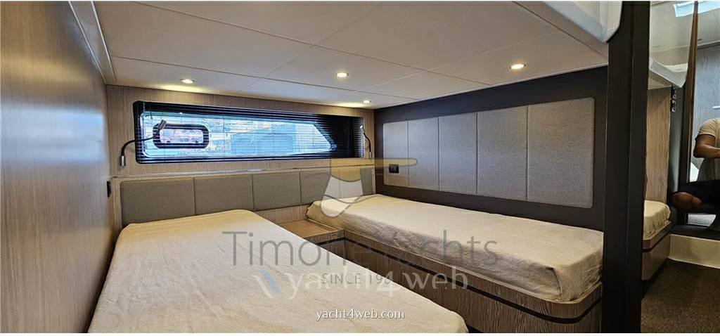 Azimut Atlantis 43 Hard top